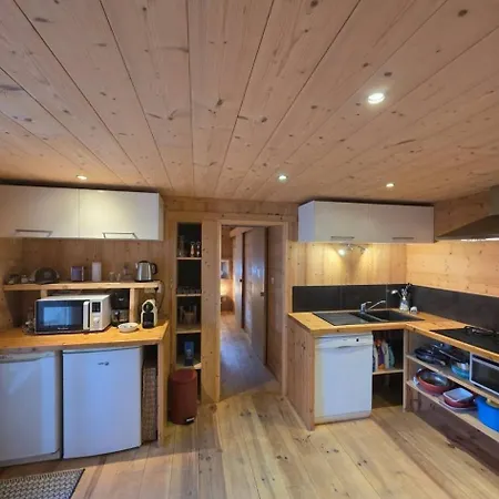 Appartement Au Rez De Jardin D'Une Villa Mexicaine Barcelonnette Exterior photo