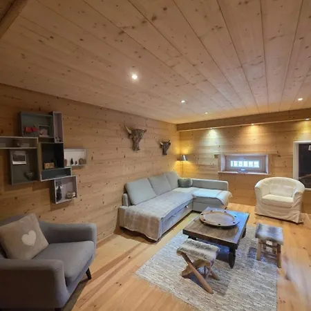 Appartement Au Rez De Jardin D'Une Villa Mexicaine Barcelonnette Exterior photo